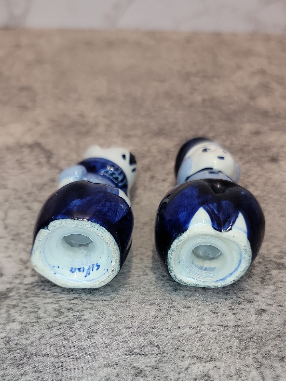 Vintage blue delfts boy and girl couple salt& pepper shaker - Picture 7 of 12